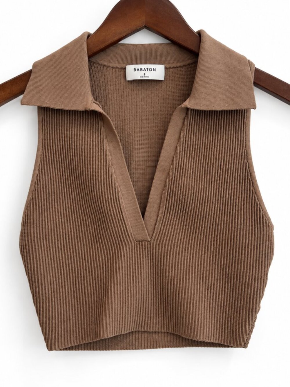 Aritzia Babaton Sculpt Knit Polo Top Size Small S Brown Cropped Ribbed